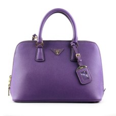 Prada 0812 paarse draagtas met kruispatroon